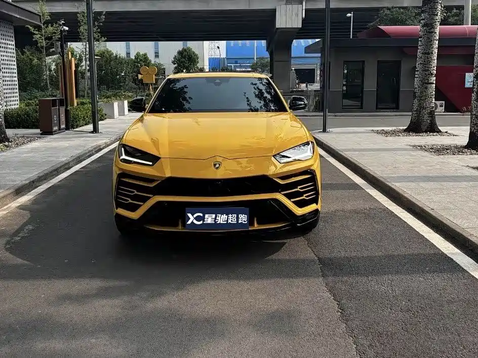 Urus 2021 4.0T V8 купить на сайте DeffCars
