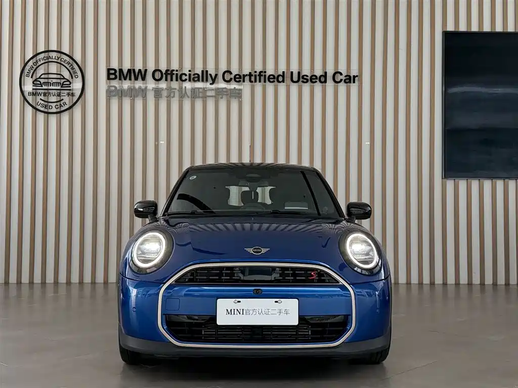Mini 2025 2.0T COOPER S Artist Five-Door Edition купить на сайте DeffCars