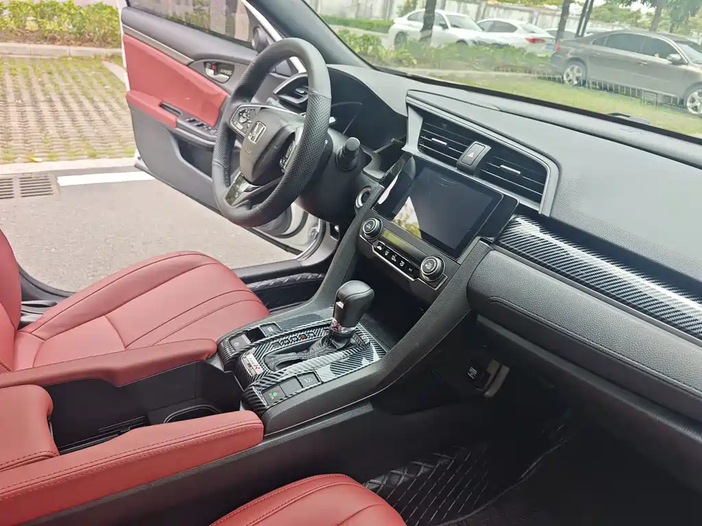 Civic 2021 HATCHBACK 220TURBO CVT cool control купить на сайте DeffCars