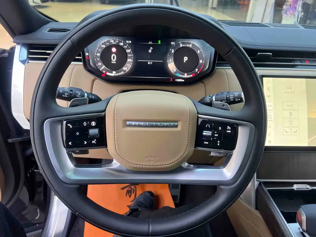 Range Rover 2025 3.0 L6 400PS Extended Edition купить на сайте DeffCars