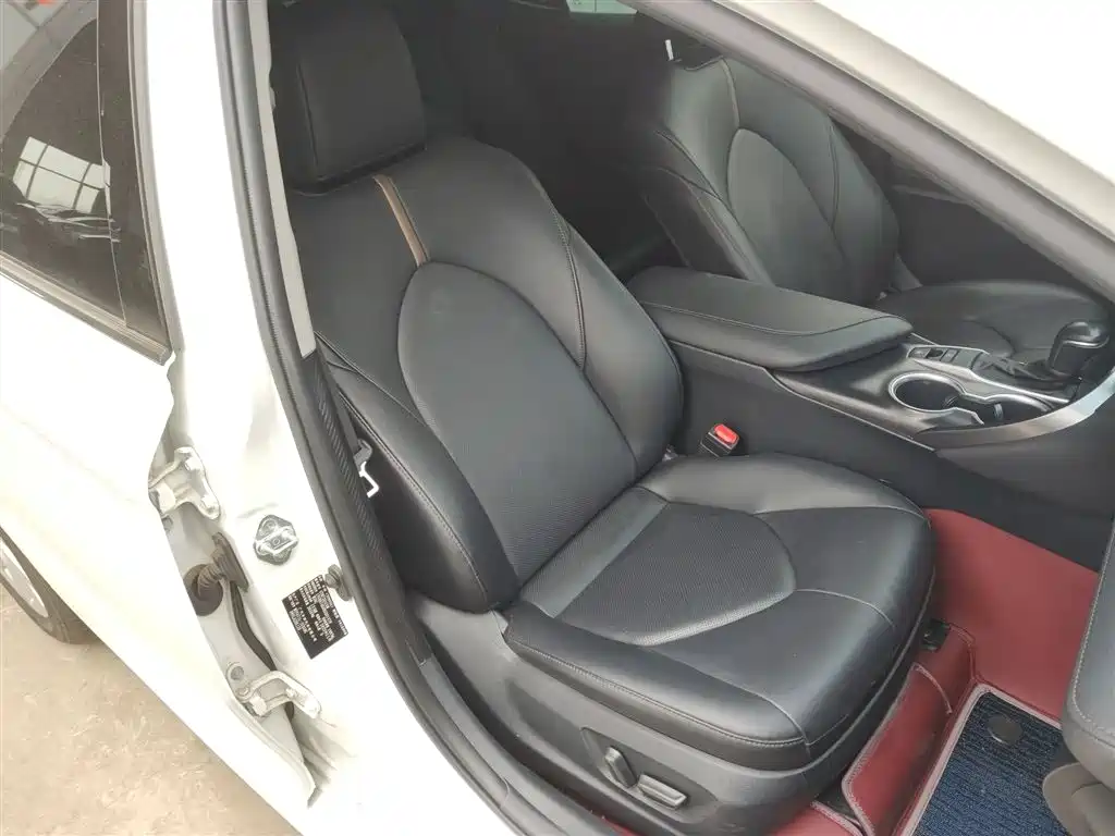 Camry 2021 2.0G Deluxe Edition купить на сайте DeffCars