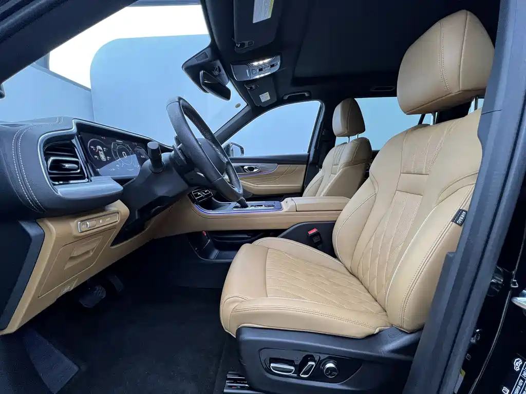 Trumpchi GS8 2024 Pilot Series 2.0TGDI four-wheel drive luxury smart connected version 7 seats купить на сайте DeffCars
