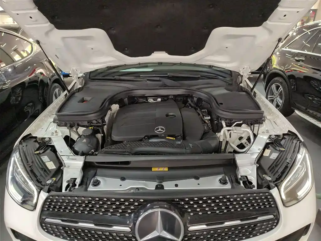 Mercedes-Benz GLC Coupe 2020 GLC 260 4MATIC Coupe SUV купить на сайте DeffCars