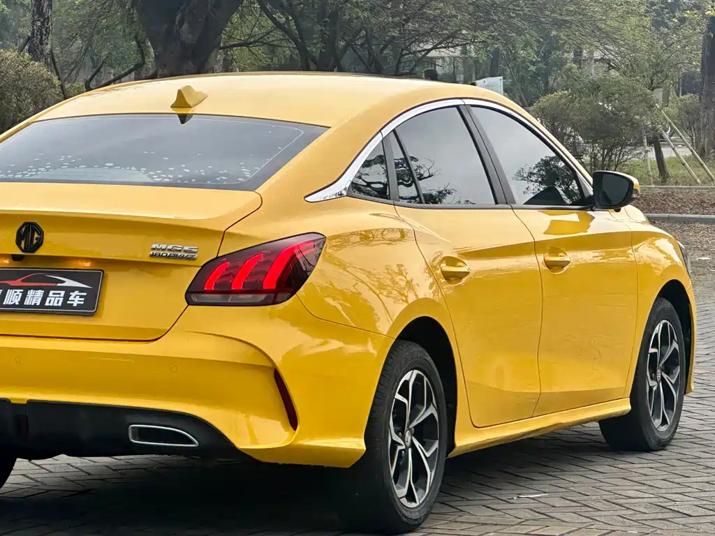MG5 2021 180DVVT Manual Youth Deluxe Edition купить на сайте DeffCars