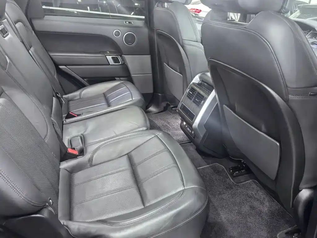 Range Rover Sport New Energy 2018 P400e купить на сайте DeffCars