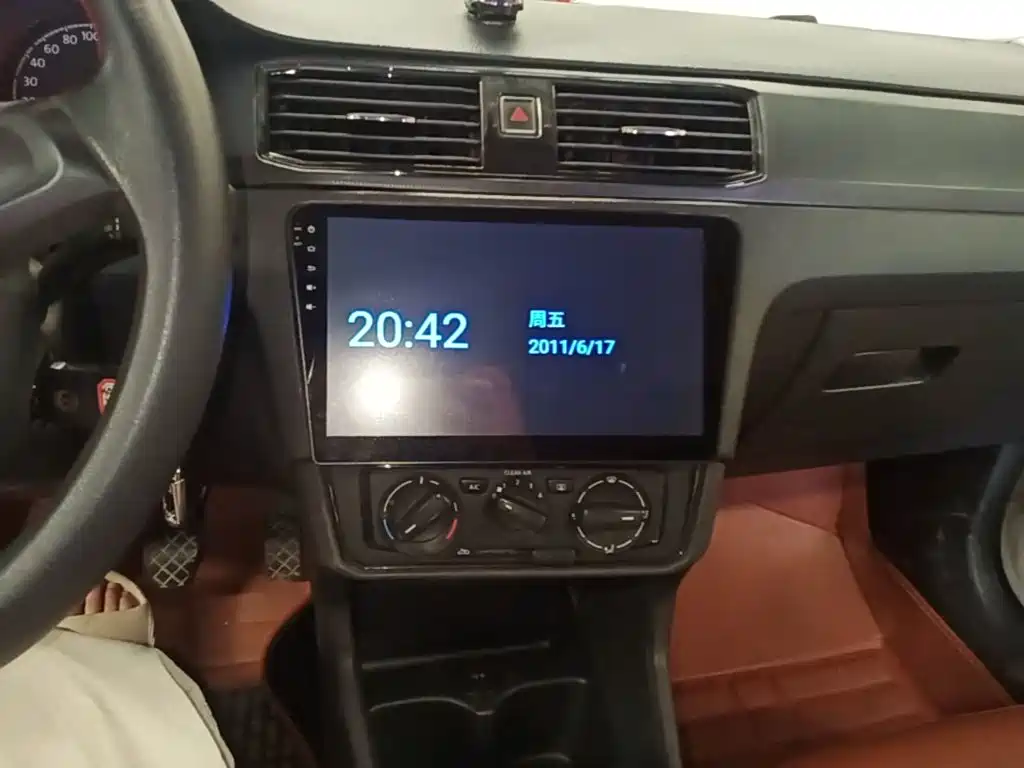 Santana 2016 1.6L Manual Fashion Edition купить на сайте DeffCars