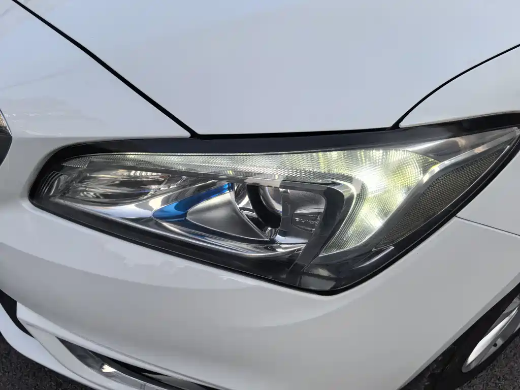 Weilan 2015 Sedan 15S Automatic Leading Type купить на сайте DeffCars