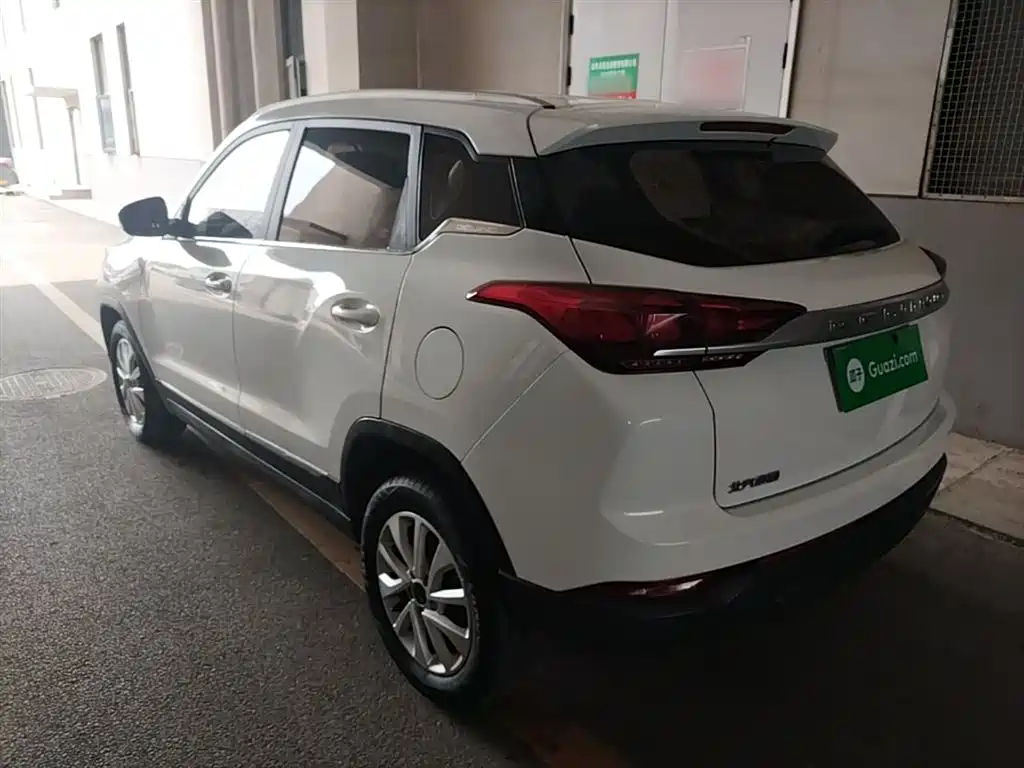 Beijing X3 2019 1.5T Manual Honor Edition купить на сайте DeffCars