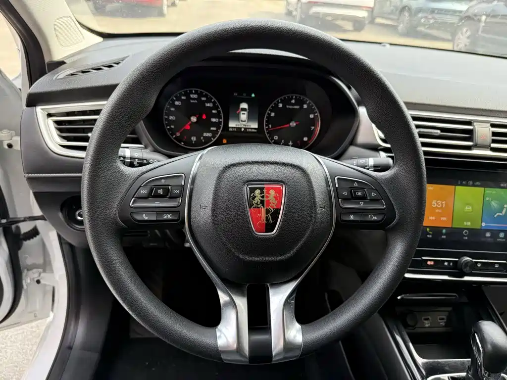 Roewe i5 2020 1.5L automatic 4G Internet leading version купить на сайте DeffCars