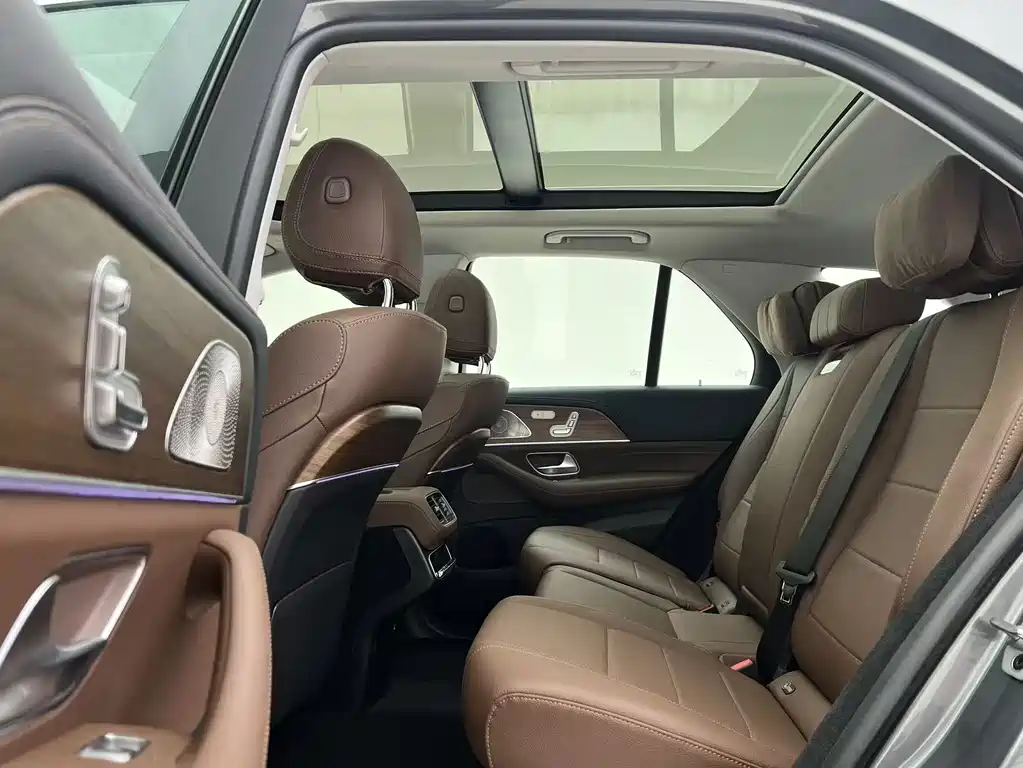 Mercedes-Benz GLE New Energy 2024 GLE 400 e 4MATIC купить на сайте DeffCars