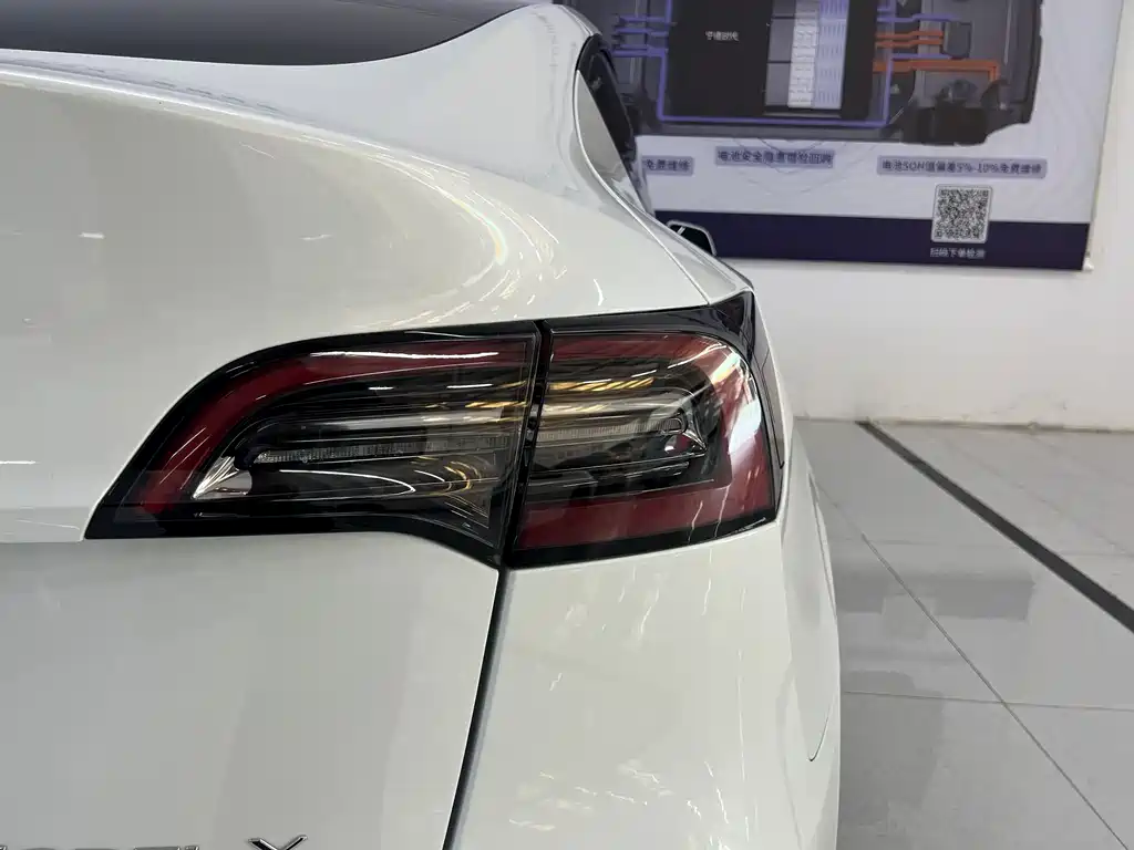 Model Y 2022 facelift rear-wheel drive version купить на сайте DeffCars