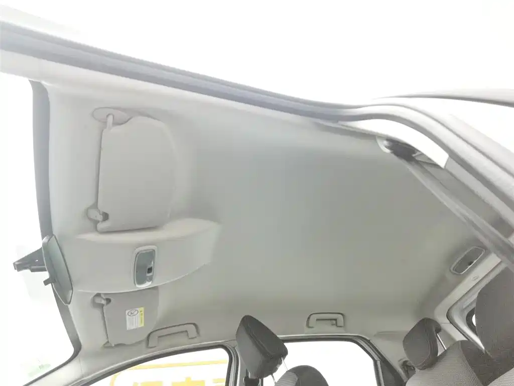 Yibo 2017 1.5L manual comfort model купить на сайте DeffCars