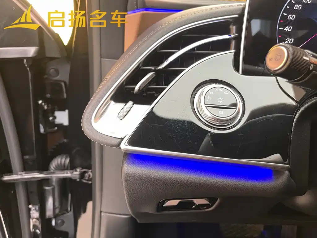 Mercedes-Benz E-Class 2025 E 300 L Luxury Model купить на сайте DeffCars