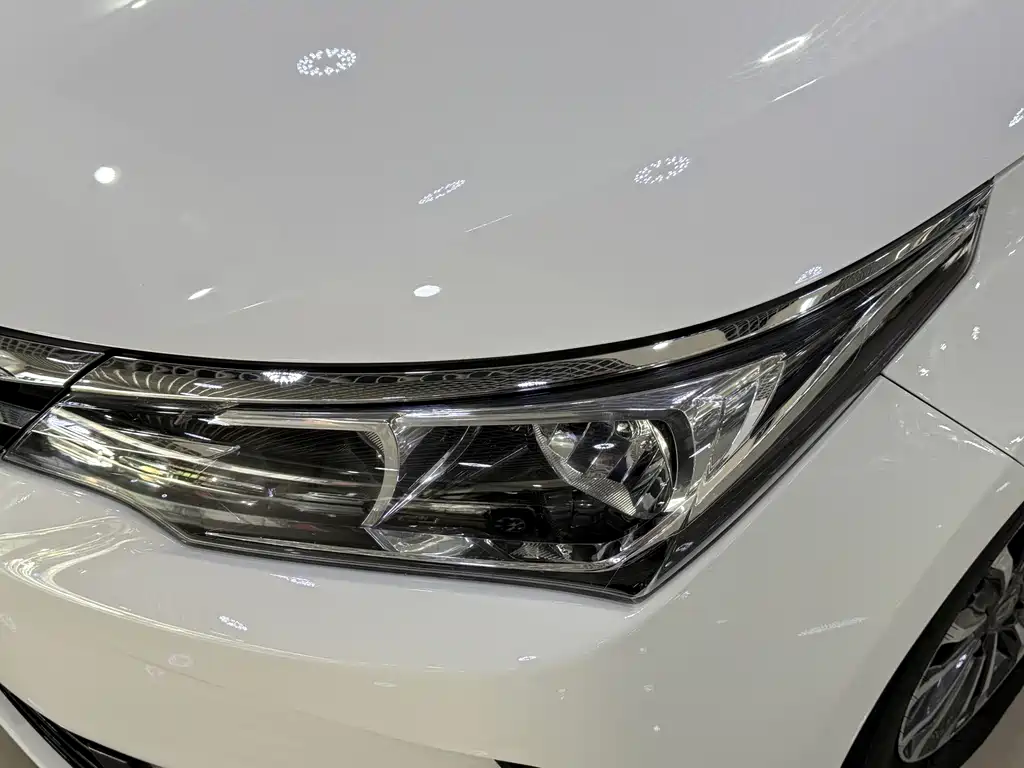 Corolla 2017 facelift 1.2T S-CVT GL-i купить на сайте DeffCars