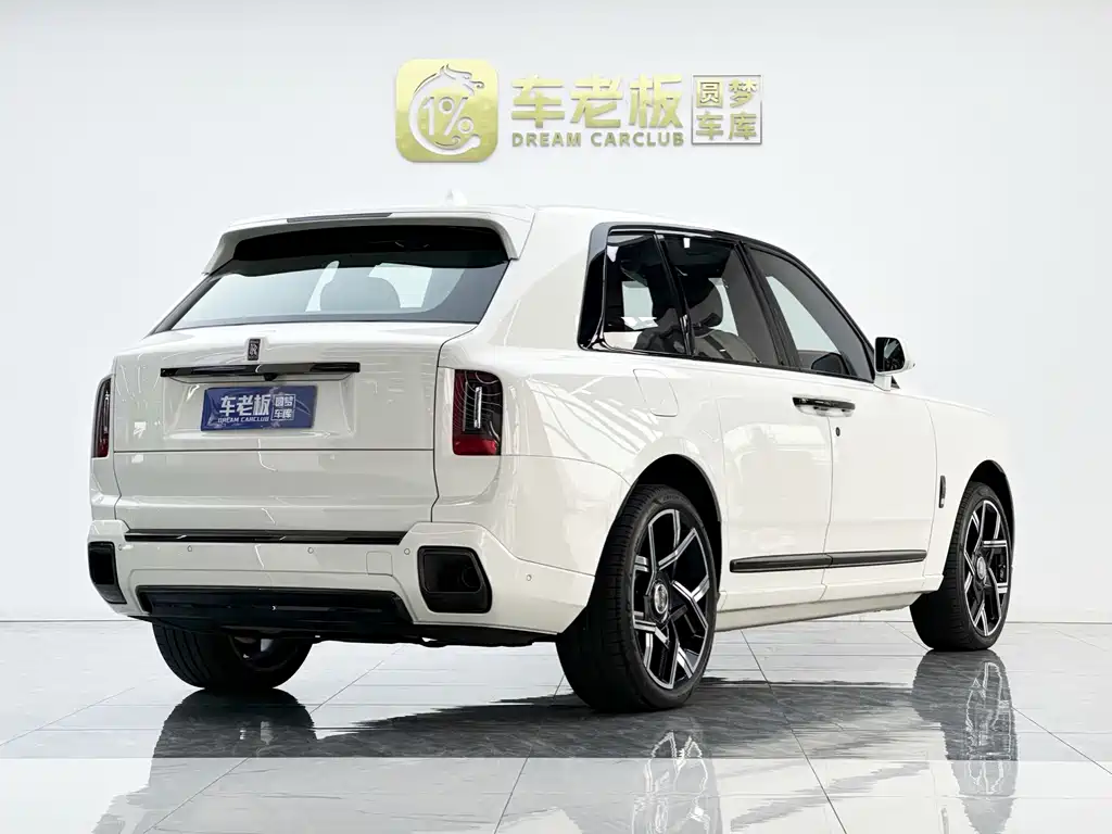Cullinan 2024 Black Badge купить на сайте DeffCars