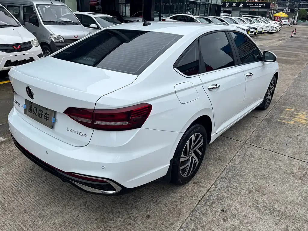 Lavida 2024 1.5L Automatic Starry Sky Five Million Edition купить на сайте DeffCars