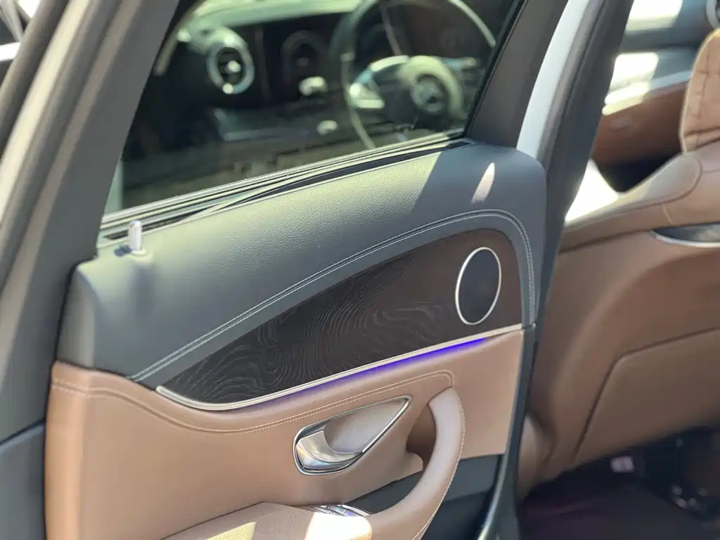 Mercedes-Benz E-Class 2017 E 300 L Sports Luxury купить на сайте DeffCars