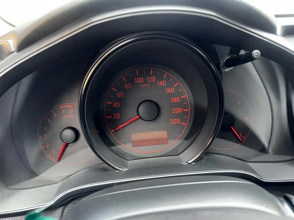 Fit 2016 1.5L LX manual comfort model купить на сайте DeffCars