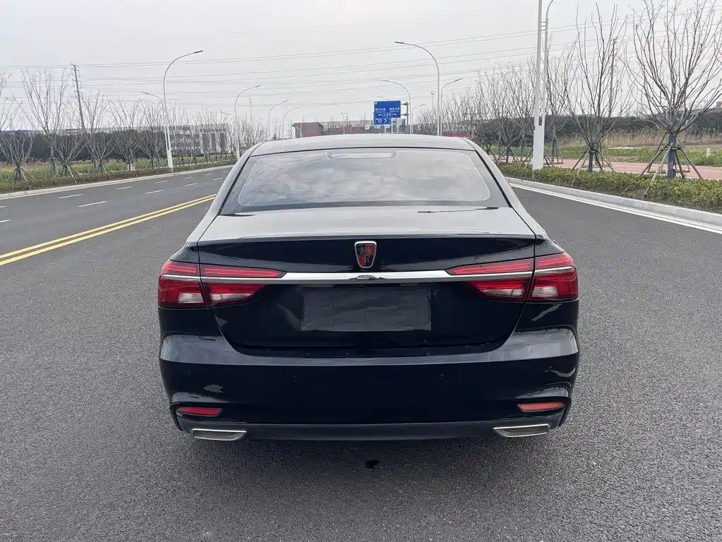 Roewe i6 Classic 2018 20T Automatic Flagship Edition купить на сайте DeffCars