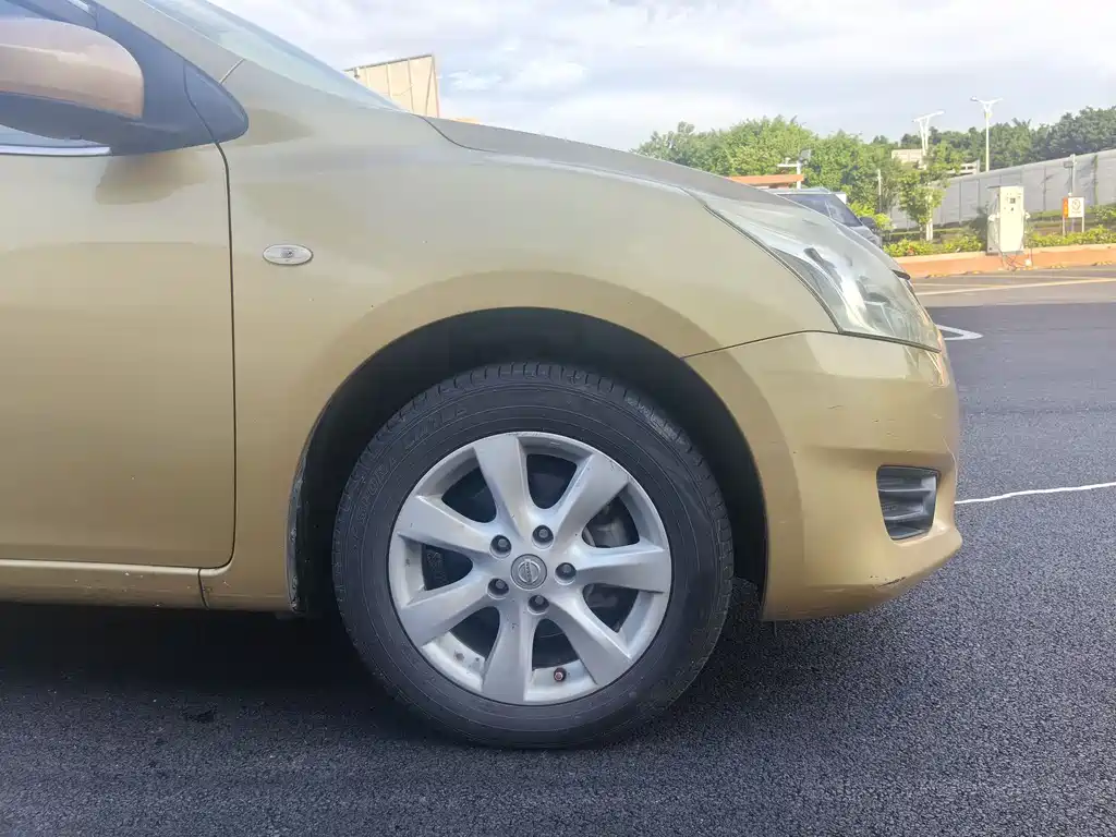 Tiida 2011 1.6L CVT intelligent купить на сайте DeffCars