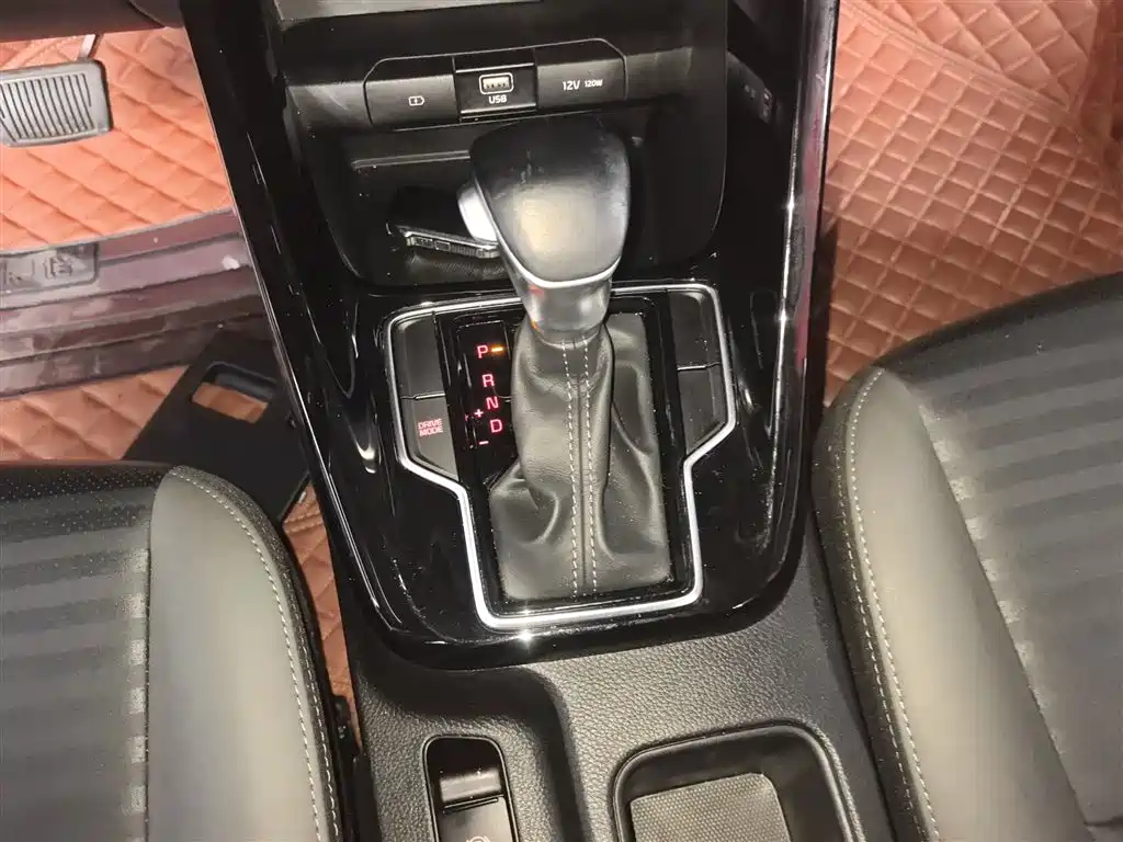 Zhipao 2019 2.0L Automatic Smart Enjoy Deluxe Edition купить на сайте DeffCars
