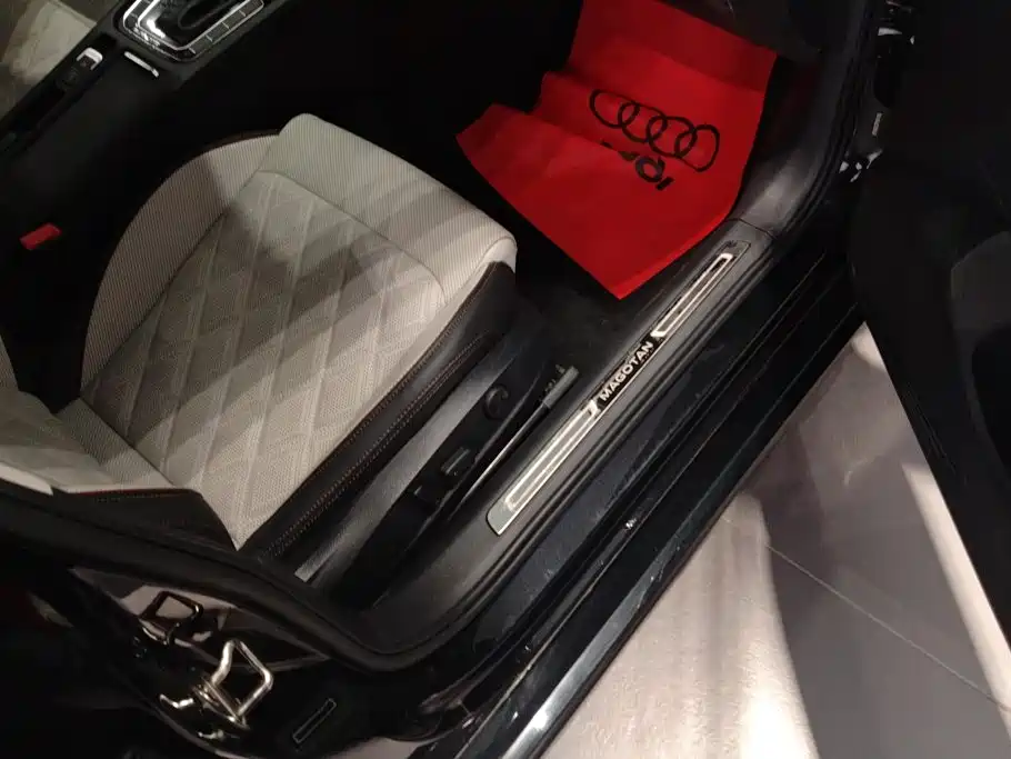 Magotan 2020 330TSI DSG luxury model купить на сайте DeffCars