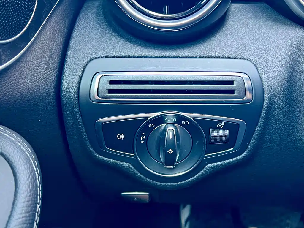 Mercedes-Benz C-Class 2019 facelift C 260 L sports version купить на сайте DeffCars