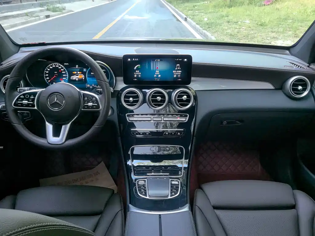 Mercedes-Benz GLC 2022 facelift three GLC 260 L 4MATIC dynamic type купить на сайте DeffCars