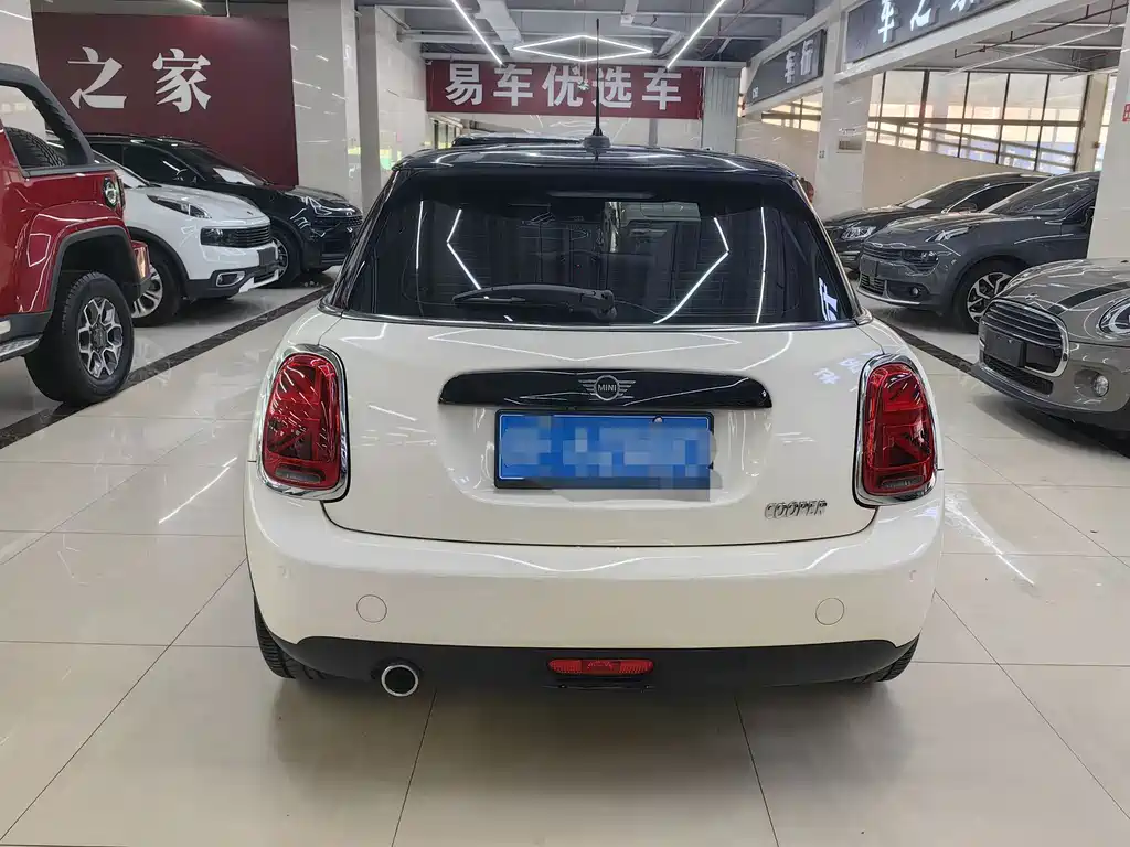 MINI 2021 1.5T COOPER Classic Five-Door Edition купить на сайте DeffCars