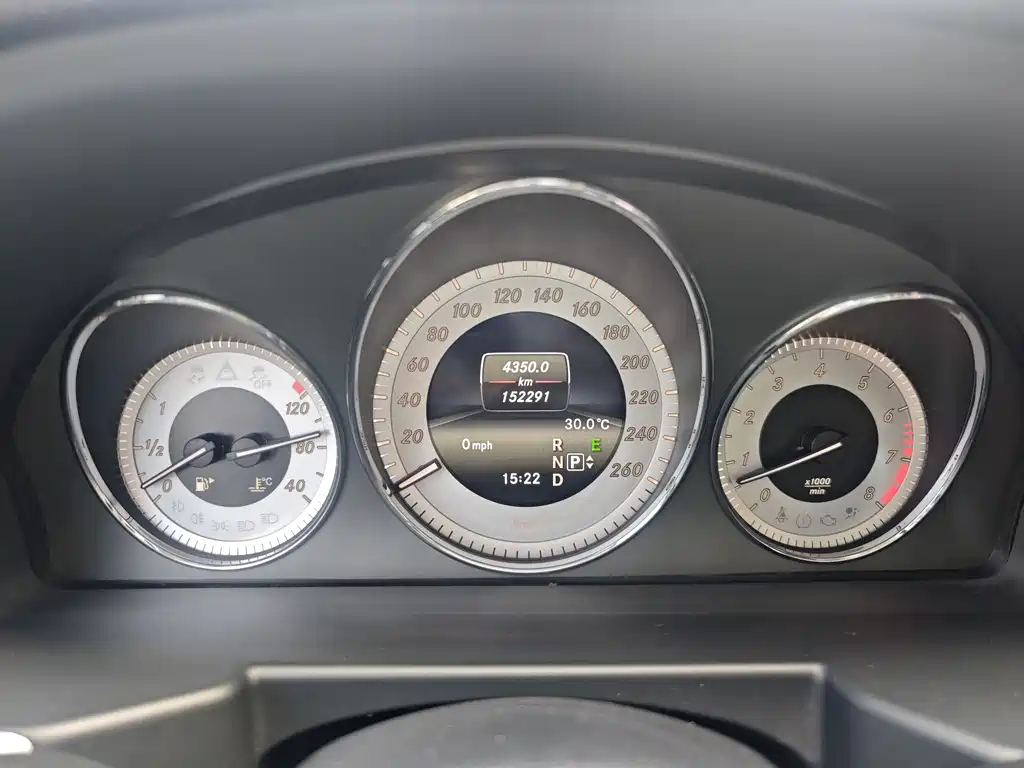 Mercedes-Benz GLK-Class 2013 GLK 300 4MATIC Dynamic Sunroof Type купить на сайте DeffCars