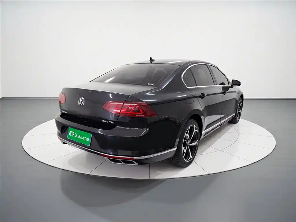 Magotan 2023 2 million commemorative edition 280TSI DSG leading model купить на сайте DeffCars