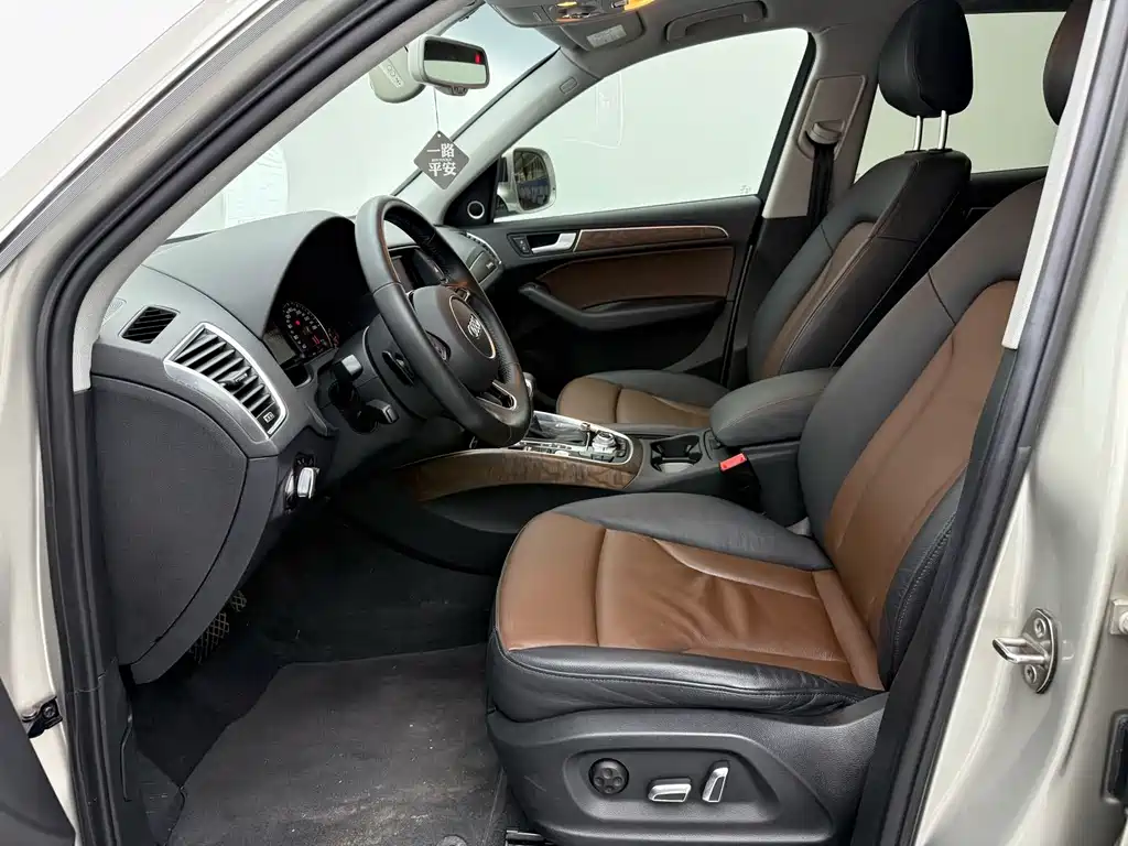 Audi Q5 2017 40 TFSI comfort type купить на сайте DeffCars