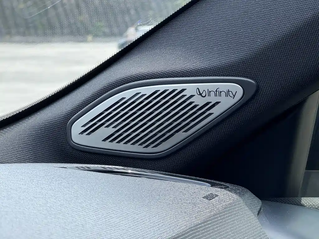 Lynk & Co 03 2019 2.0TD Automatic Pro Edition купить на сайте DeffCars