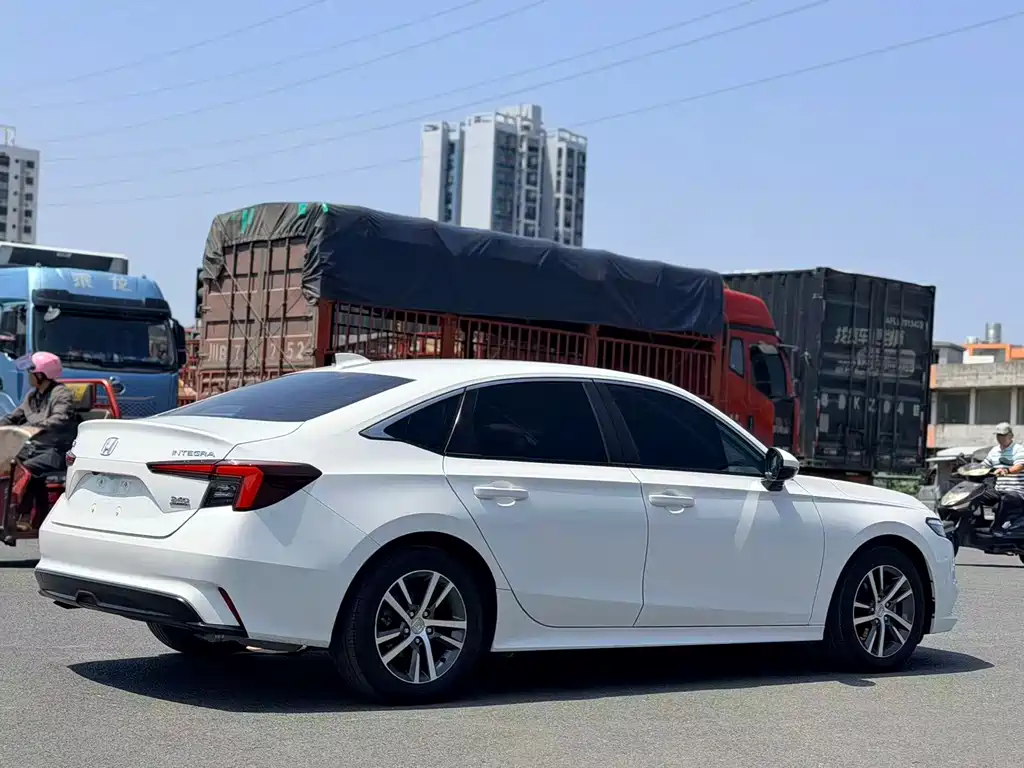 Stylish 2023 240TURBO CVT Exclusive Edition купить на сайте DeffCars