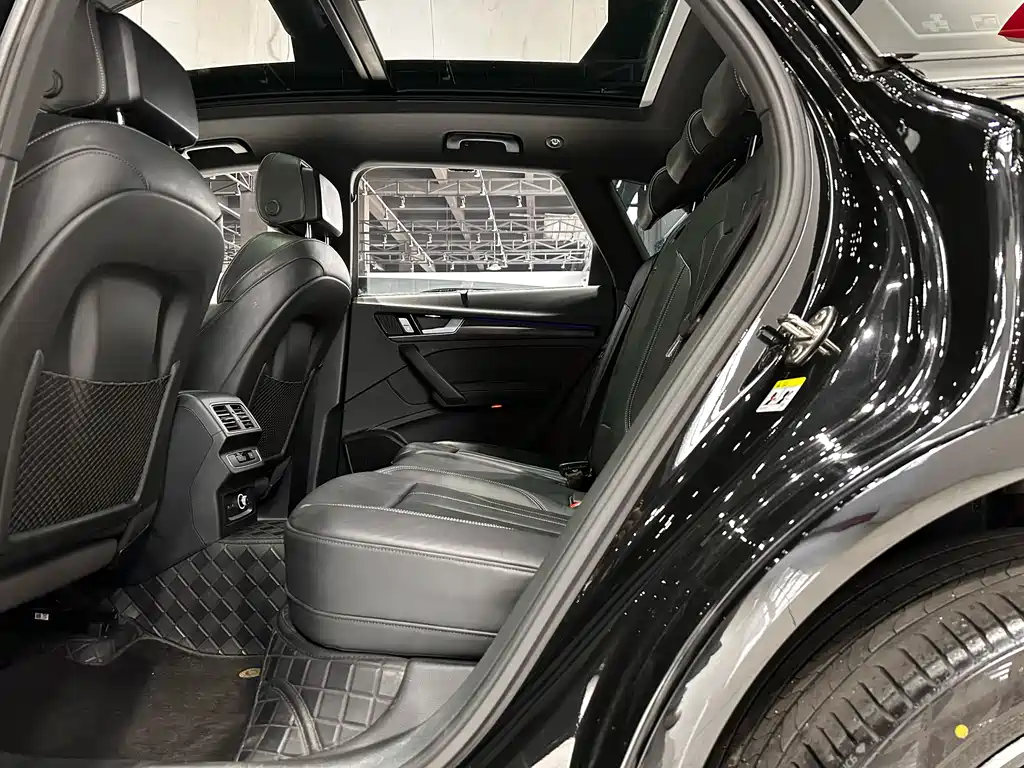 Audi Q5L 2024 45 TFSI Premium Dynamic Model купить на сайте DeffCars