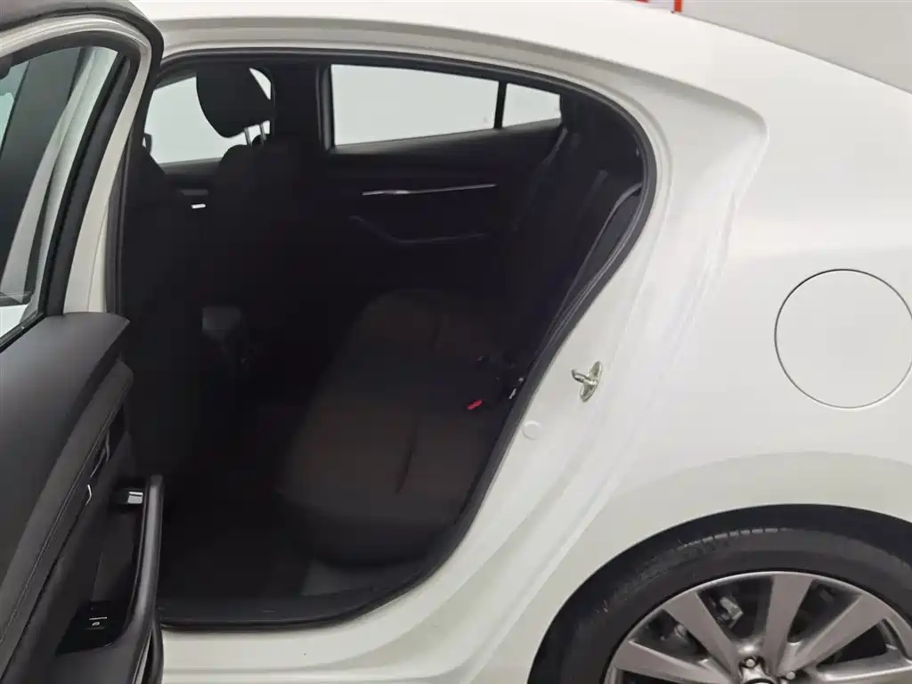 Mazda3 Angkesela 2021 2.0L automatic quality version купить на сайте DeffCars