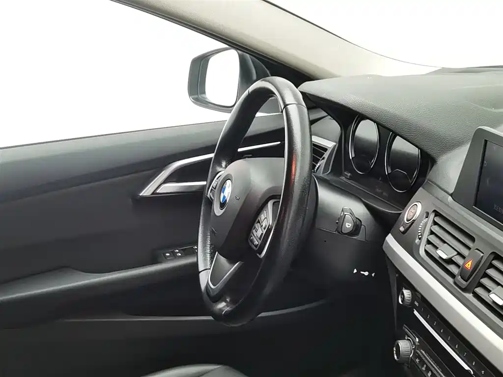 BMW 1 Series 2018 facelift 118i fashion model купить на сайте DeffCars