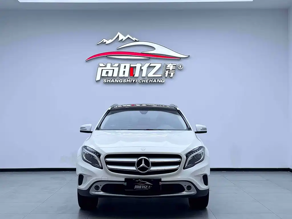 Mercedes-Benz GLA 2016 GLA 220 4MATIC Fashion Model купить на сайте DeffCars