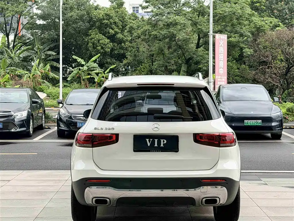 Mercedes-Benz GLB 2023 GLB 220 Dynamic купить на сайте DeffCars