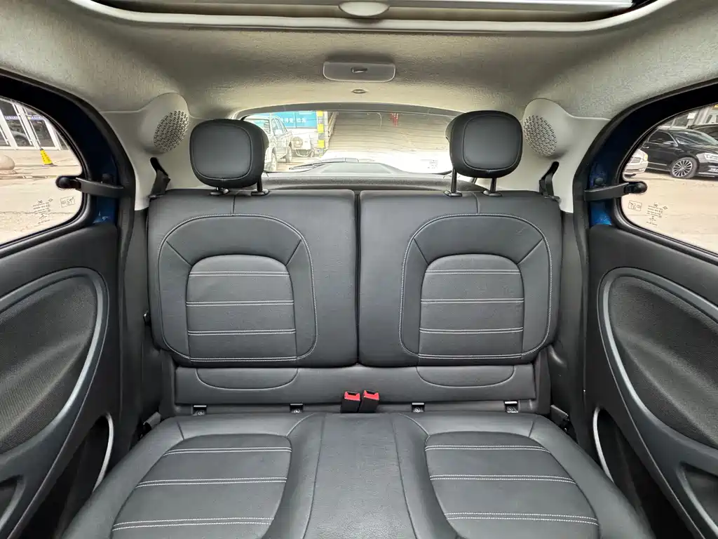 smart forfour 2018 0.9T 66kW Pioneer Edition купить на сайте DeffCars
