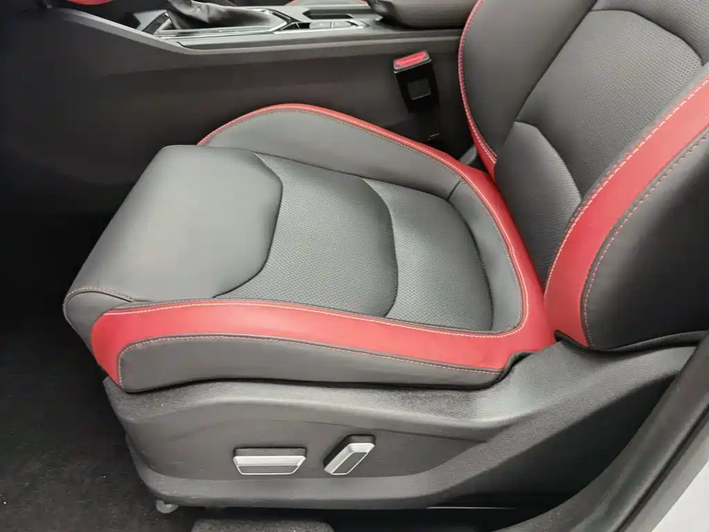 Emgrand S 2021 1.4T CVT flagship model купить на сайте DeffCars