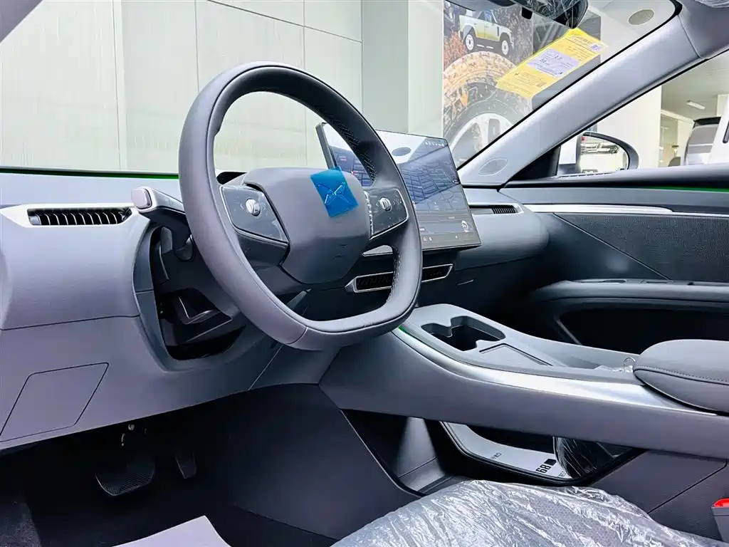 Xpeng MONA M03 2025 model 515 long battery life Plus купить на сайте DeffCars