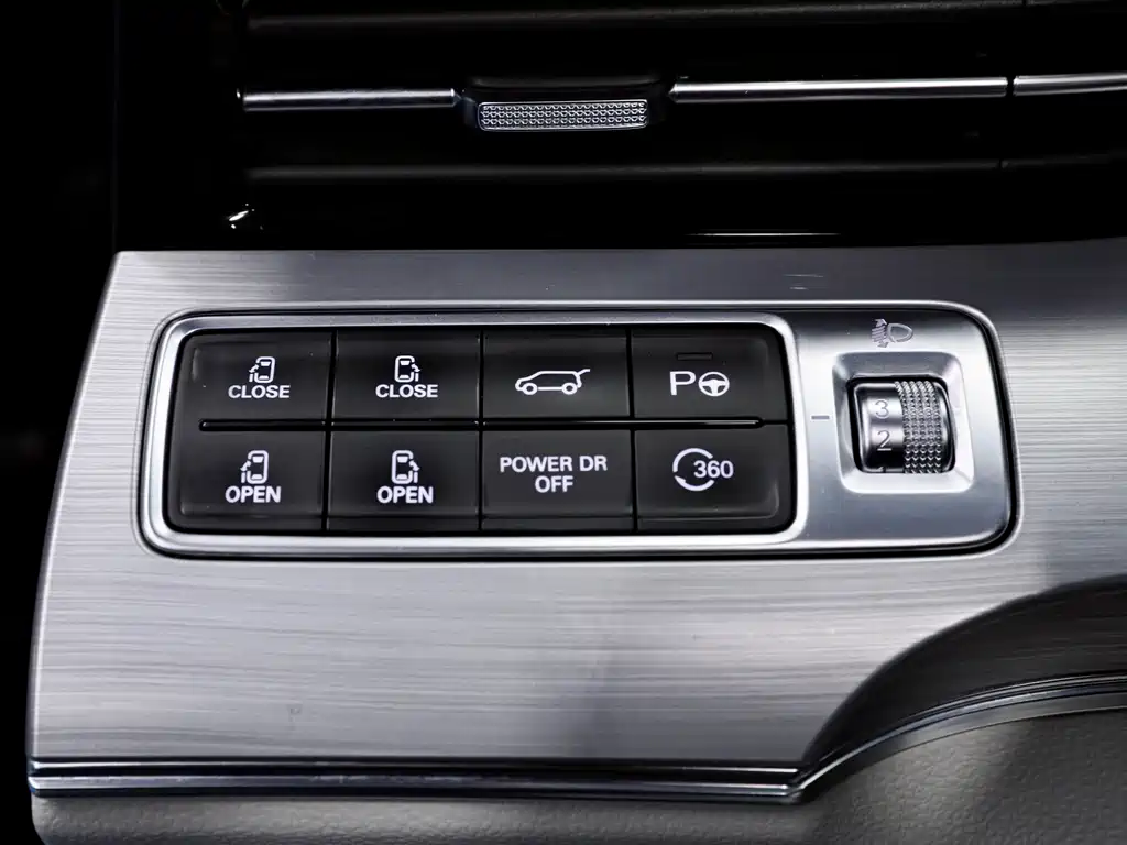 Roewe iMAX8 2021 400TGI Supreme Series Supreme Edition купить на сайте DeffCars