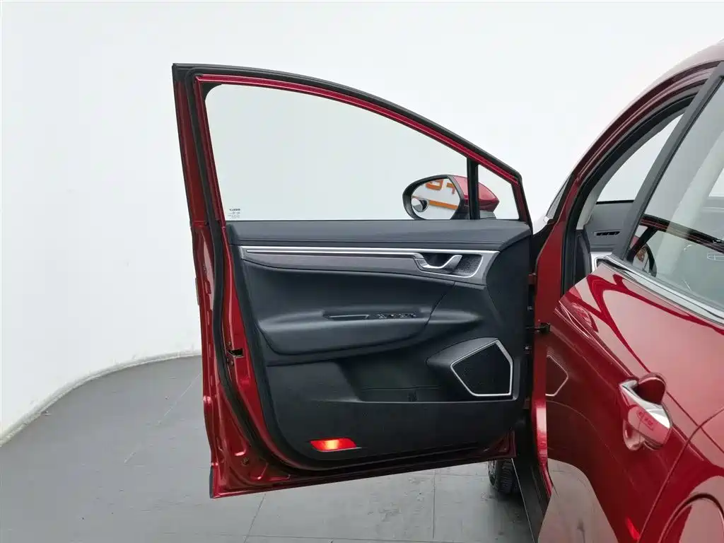 Emgrand GS 2019 1.4T CVT купить на сайте DeffCars