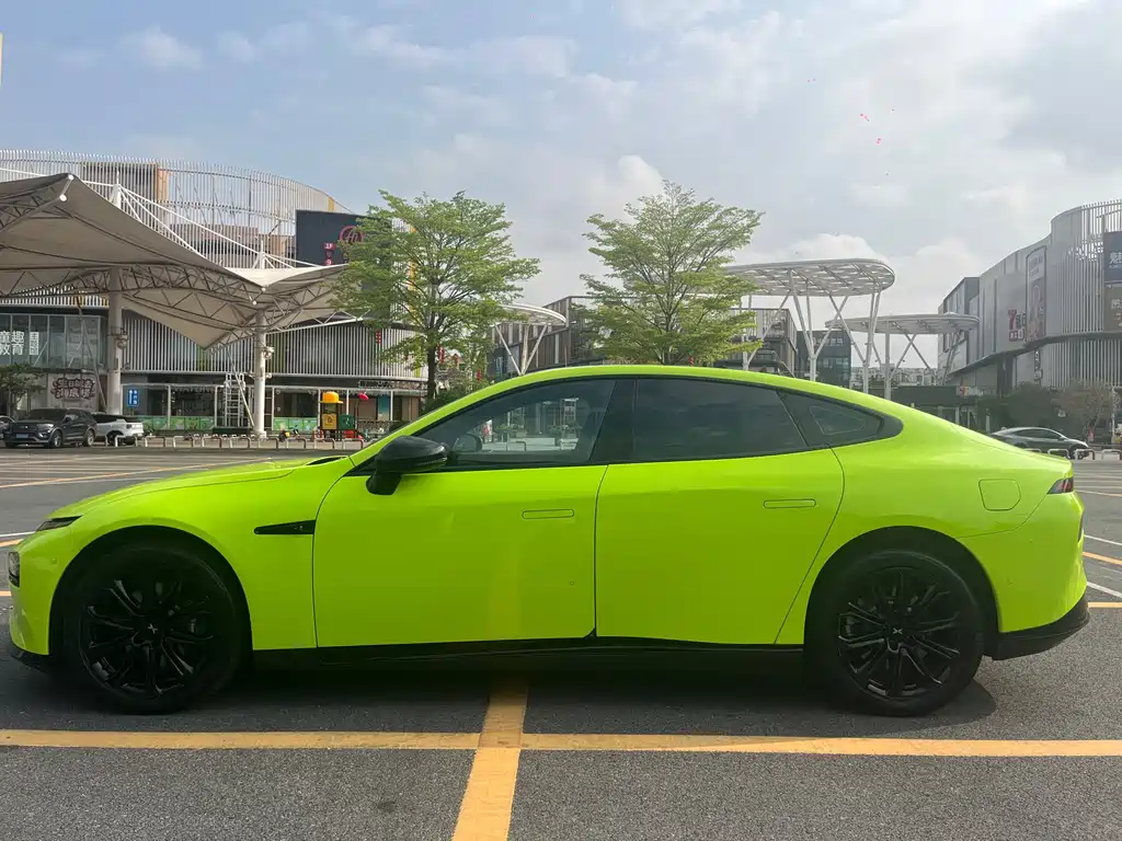 Xpeng P7 2021 562E Pengyi Performance Edition купить на сайте DeffCars