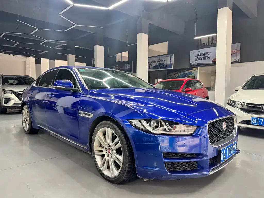 Jaguar XEL 2018 2.0T 200PS Exclusive Edition купить на сайте DeffCars