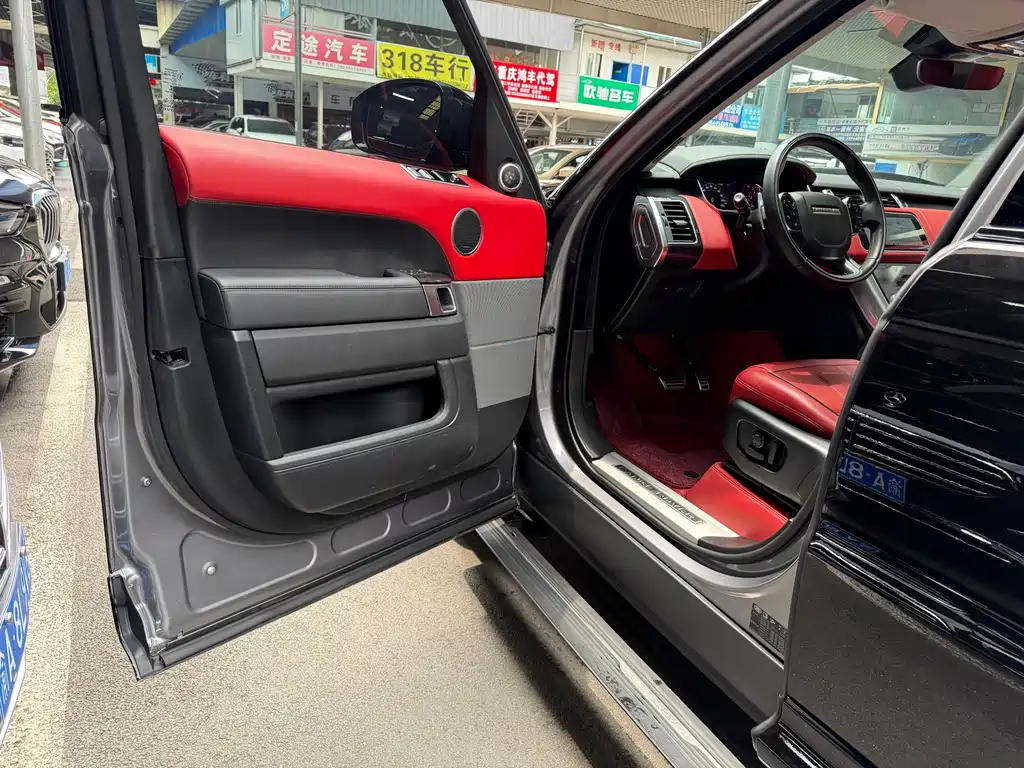 Range Rover Sport 2021 3.0 L6 Black Edition купить на сайте DeffCars
