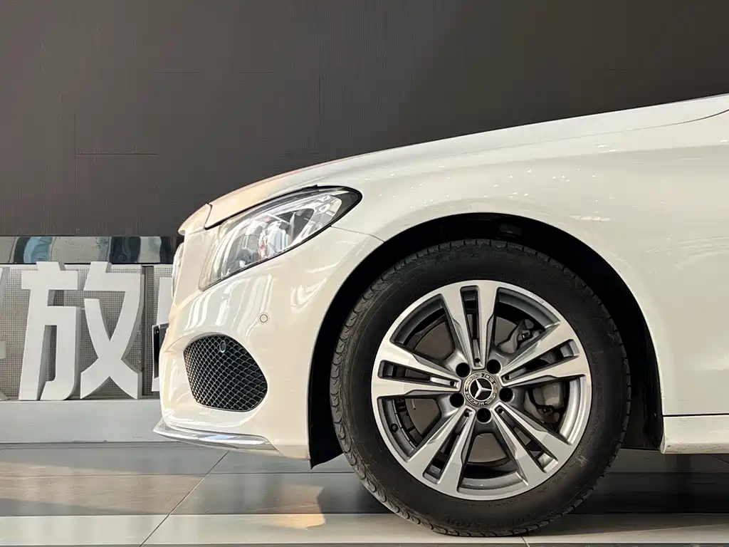 Mercedes-Benz C-Class 2018 C 200 L Sports Edition купить на сайте DeffCars