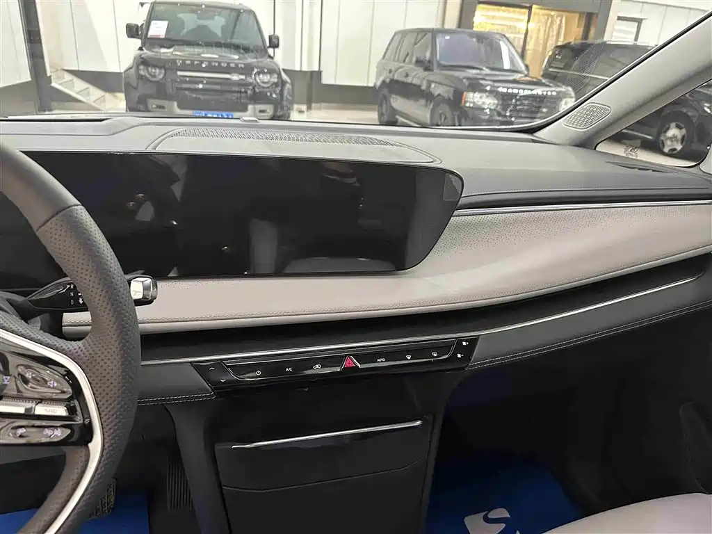 Buick GL8 2025 Lu Zun Smart Edition купить на сайте DeffCars