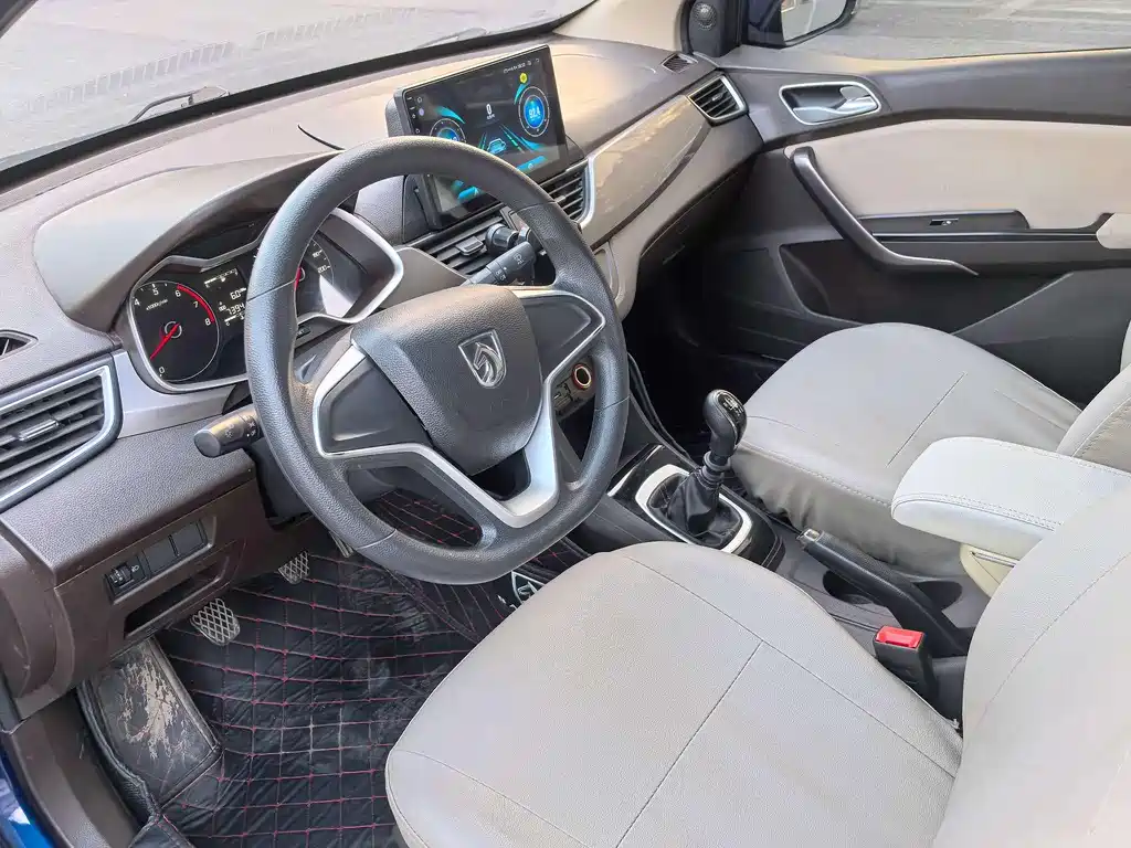 Baojun 310W 2017 1.5L Manual Comfort Type National V купить на сайте DeffCars